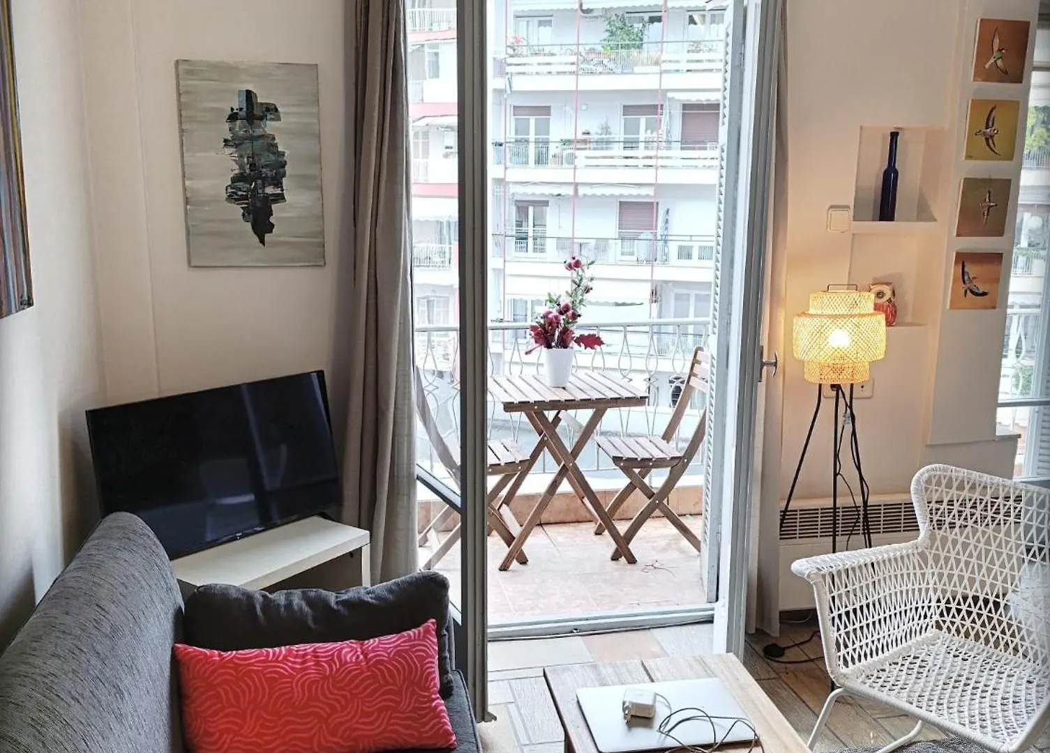 Cozy In The Very Heart Of Thessaloniki 0*,